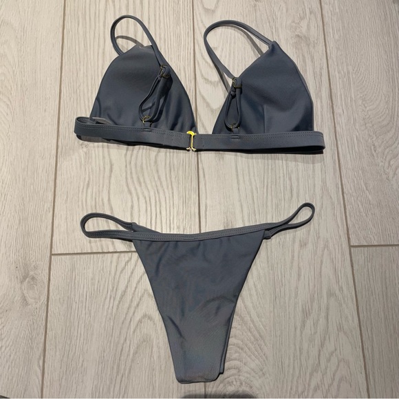 ROMWE silvery blue cheeky bikini set - Picture 2 of 6